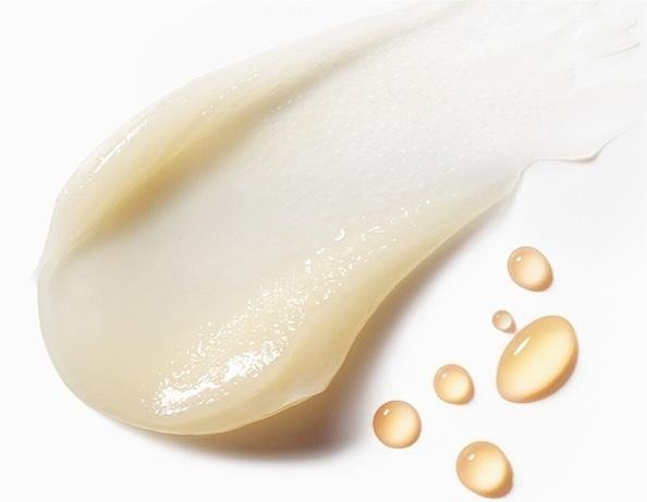 Kojic acid cosmetic application